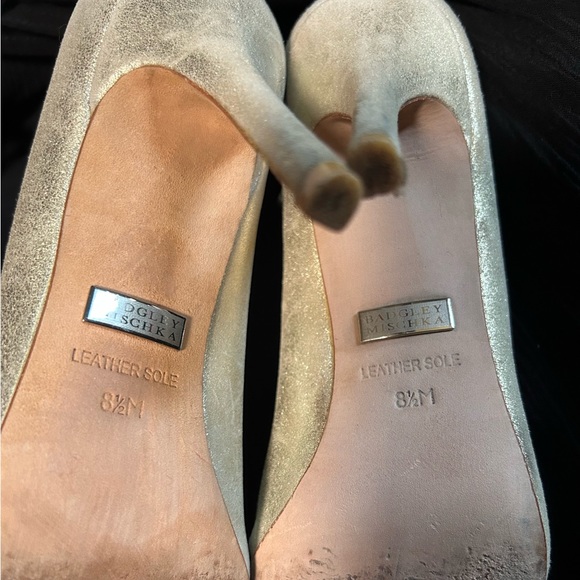 Badgley Mischka Gold Leather Heels Womens 8.5 Peep Toe Embellished Heels - Picture 10 of 11